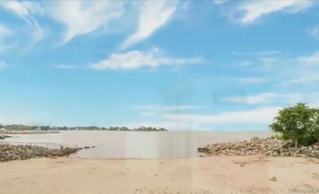 30 DAVENPORT Avenue 1B, New Rochelle, NY 10805