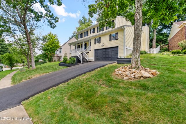 4205 Machupe Dr, Louisville, KY 40241
