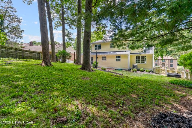 4205 Machupe Dr, Louisville, KY 40241
