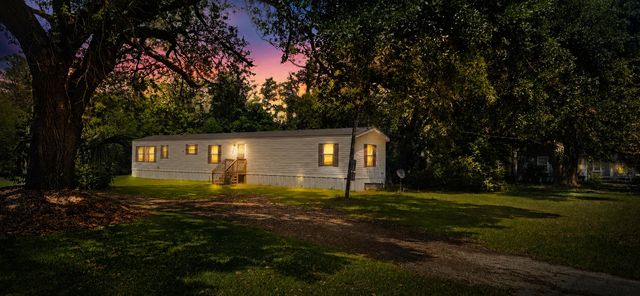 211 Hayden Street, Walterboro, SC 29488