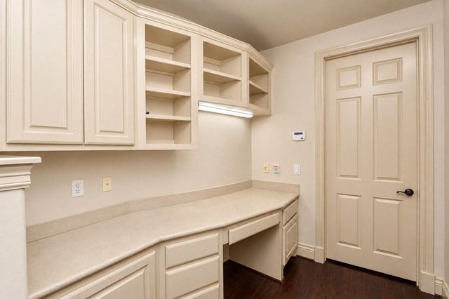 5215 Eagle Pointe Court, Sugar Land, TX 77479