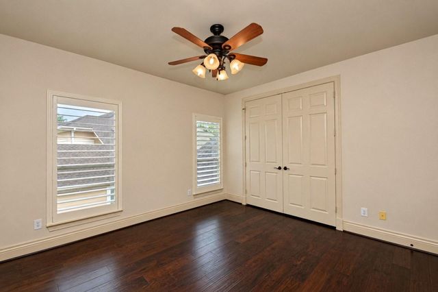 5215 Eagle Pointe Court, Sugar Land, TX 77479