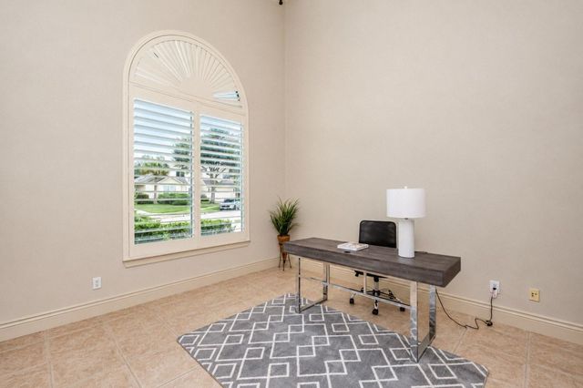 5215 Eagle Pointe Court, Sugar Land, TX 77479
