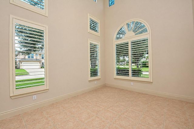 5215 Eagle Pointe Court, Sugar Land, TX 77479