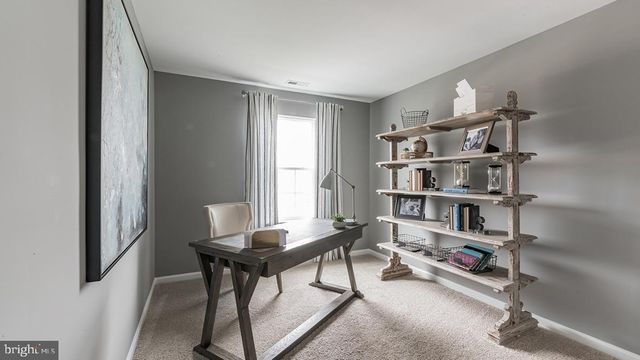 14 HALF HITCH RD, Barnegat, NJ 08005