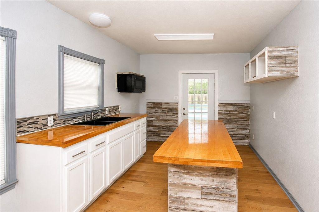 1820 Highway 35 S, Rockport, TX 78382 — photo 3