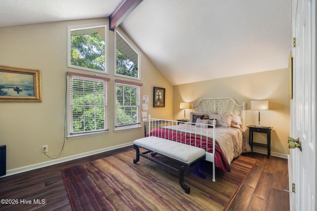 103 Round Oak Court, West End, NC 27376