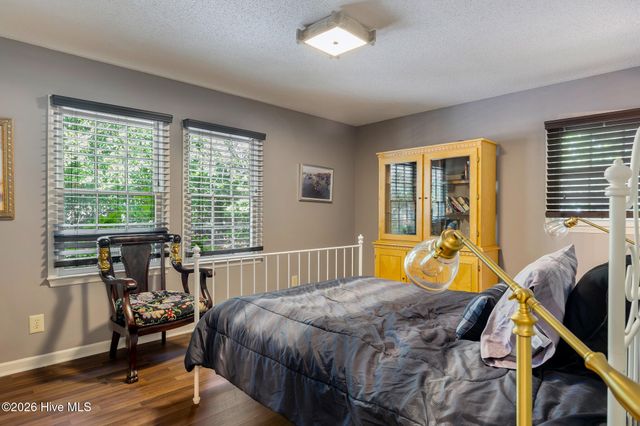 103 Round Oak Court, West End, NC 27376