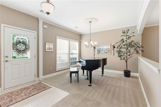 5426 W 145th Street, Leawood, KS 66224