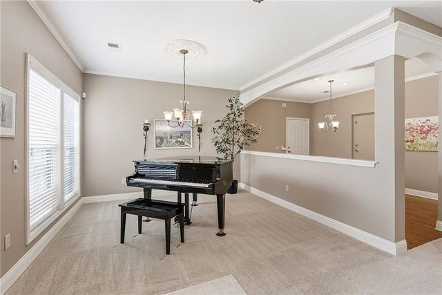 5426 W 145th Street, Leawood, KS 66224