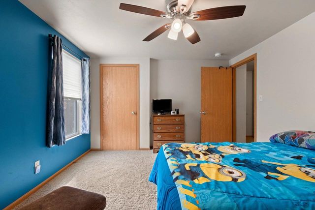 2135 S BROADWAY, Green Bay, WI 54304