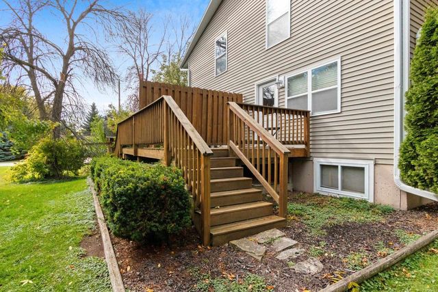 2135 S BROADWAY, Green Bay, WI 54304