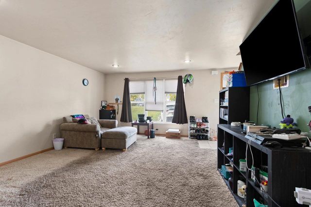 2135 S BROADWAY, Green Bay, WI 54304