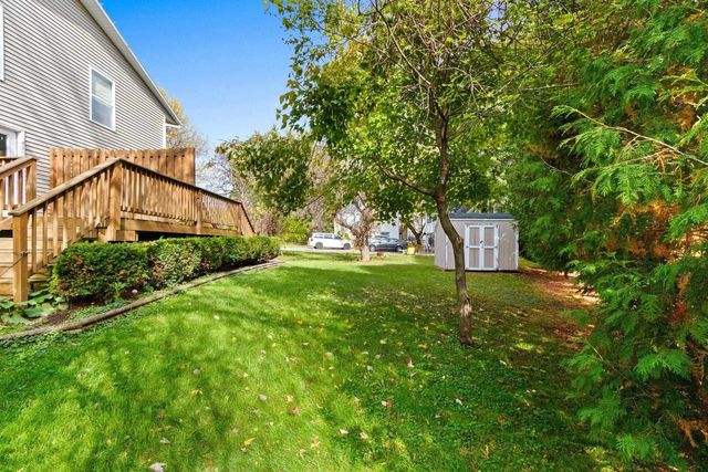 2135 S BROADWAY, Green Bay, WI 54304