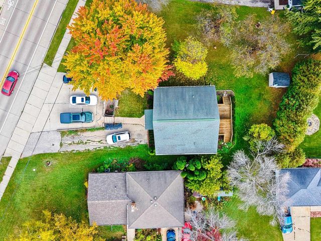 2135 S BROADWAY, Green Bay, WI 54304