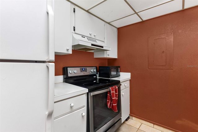 567 MAPLE LEAF COURT 567, Haines City, FL 33844