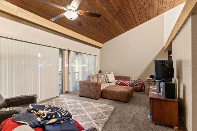 567 MAPLE LEAF COURT 567, Haines City, FL 33844