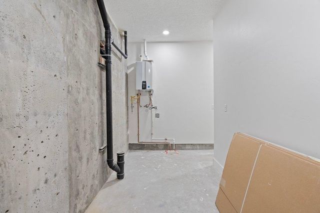 228 Pine Canyon Road, Salinas, CA 93908