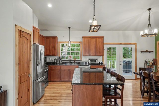 1405 Laurel Heights Dr NW, Albany, OR 97321