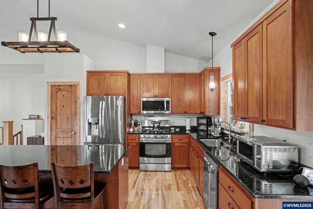 1405 Laurel Heights Dr NW, Albany, OR 97321