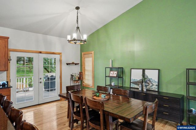 1405 Laurel Heights Dr NW, Albany, OR 97321