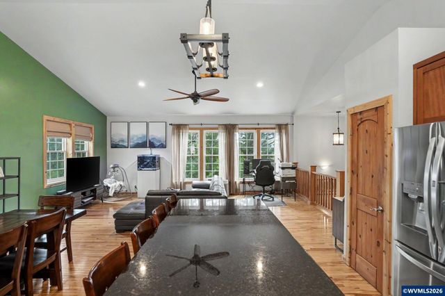 1405 Laurel Heights Dr NW, Albany, OR 97321