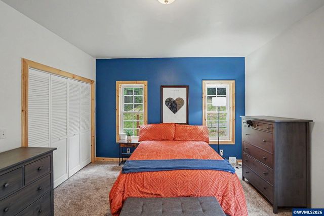1405 Laurel Heights Dr NW, Albany, OR 97321