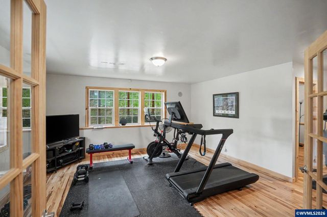 1405 Laurel Heights Dr NW, Albany, OR 97321
