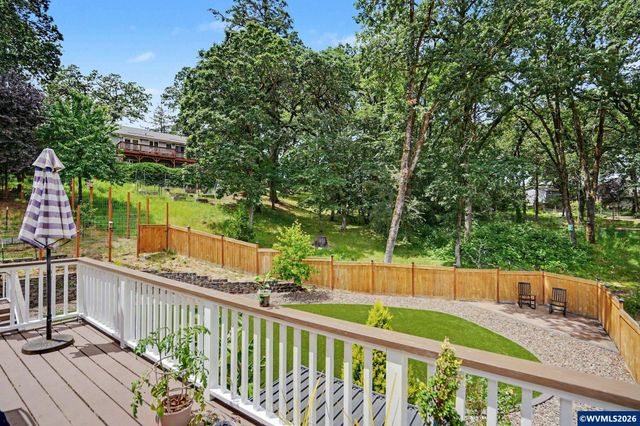 1405 Laurel Heights Dr NW, Albany, OR 97321
