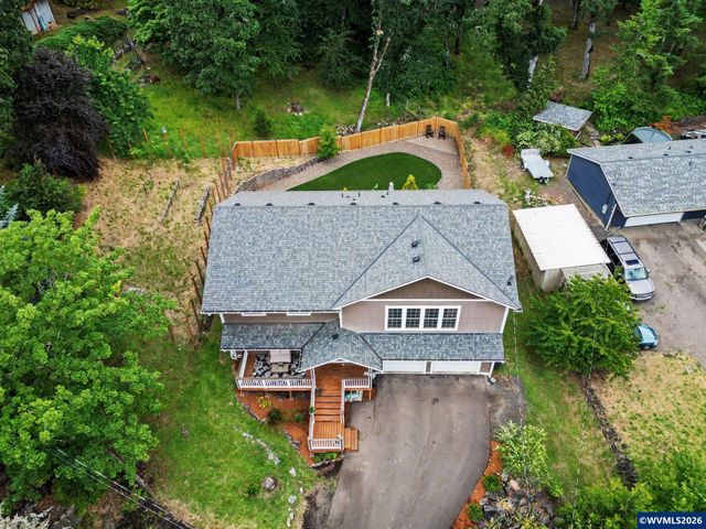 1405 Laurel Heights Dr NW, Albany, OR 97321