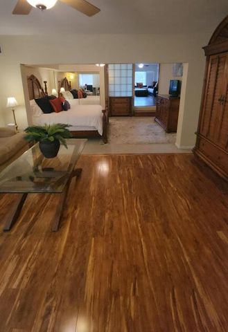 1207 NE 12th Avenue, Fort Lauderdale, FL 33304