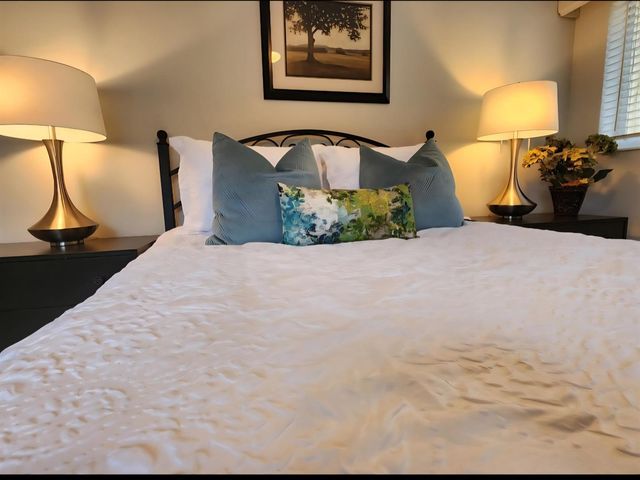 1207 NE 12th Avenue, Fort Lauderdale, FL 33304