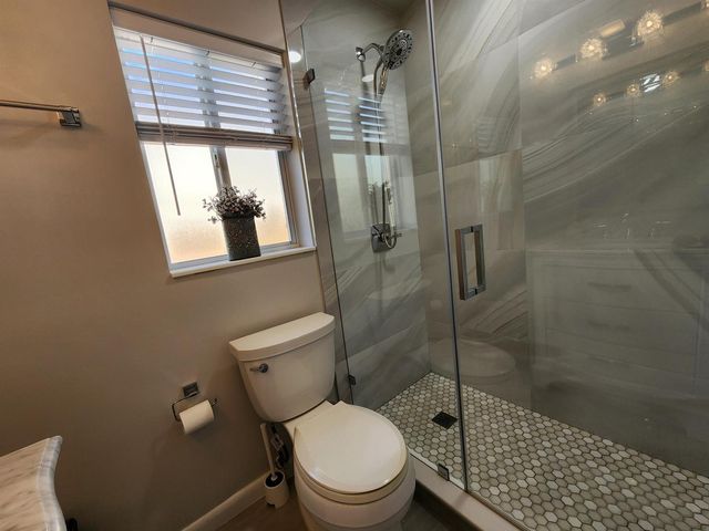 1207 NE 12th Avenue, Fort Lauderdale, FL 33304