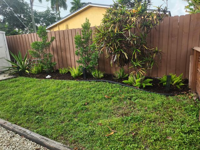 1207 NE 12th Avenue, Fort Lauderdale, FL 33304
