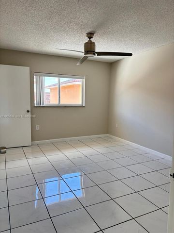 6891 W 36th Ave 201, Hialeah, FL 33018