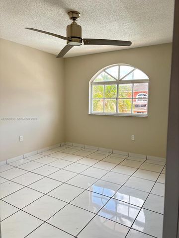 6891 W 36th Ave 201, Hialeah, FL 33018