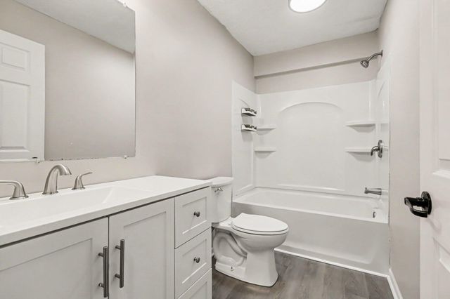 12944 Valley Drive, Yankee Springs Twp, MI 49348