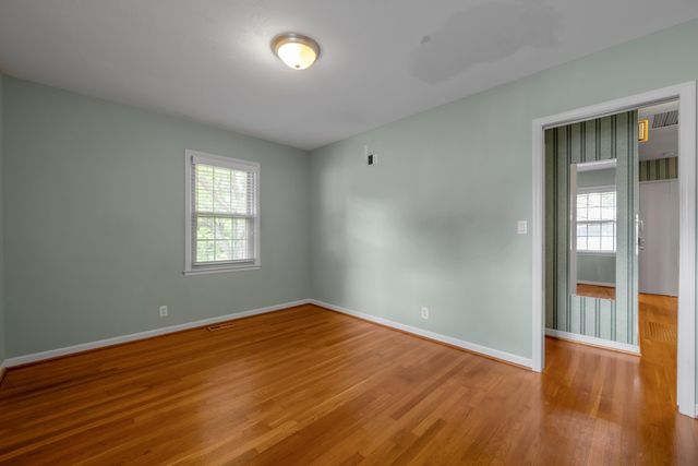 3418 Greentree Road, Lexington, KY 40517