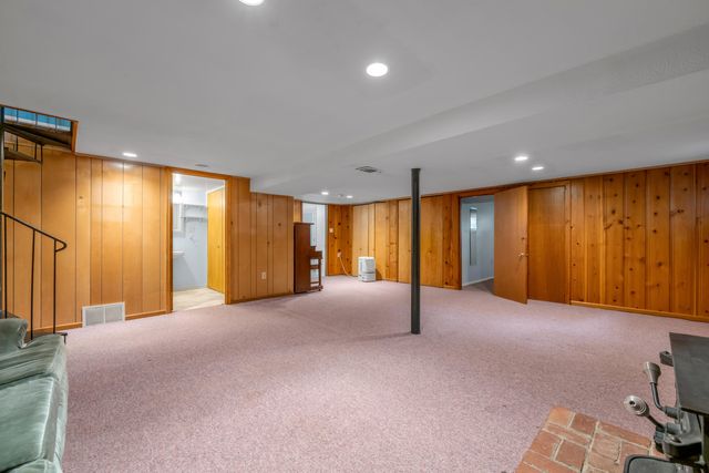 3418 Greentree Road, Lexington, KY 40517