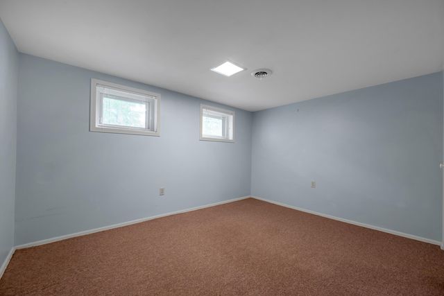 3418 Greentree Road, Lexington, KY 40517