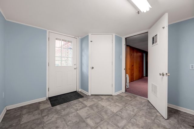 3418 Greentree Road, Lexington, KY 40517
