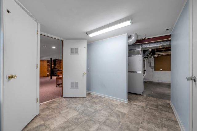 3418 Greentree Road, Lexington, KY 40517