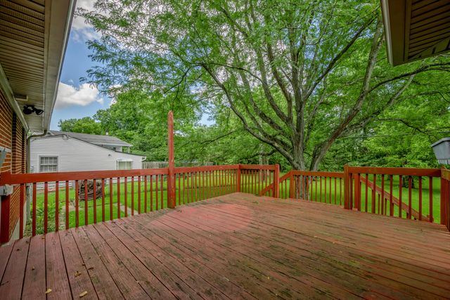 3418 Greentree Road, Lexington, KY 40517