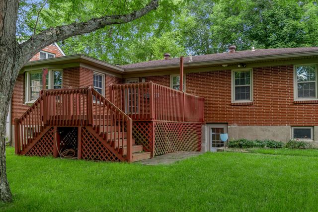 3418 Greentree Road, Lexington, KY 40517