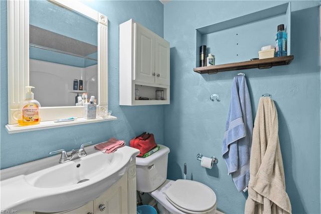 1363 Cypress PL, Chesapeake, VA 23320