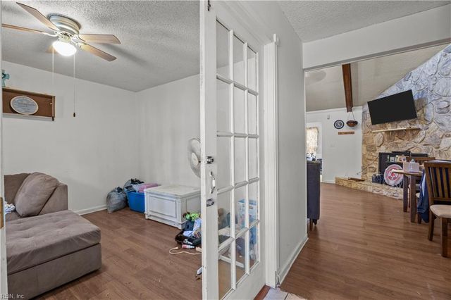 1363 Cypress PL, Chesapeake, VA 23320