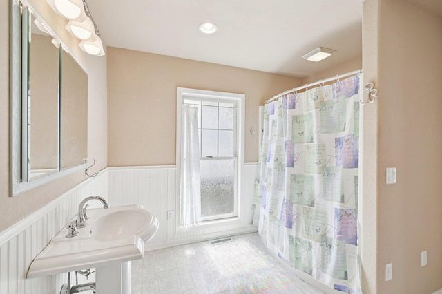 1021 Susan Crest, Black Earth, WI 53515