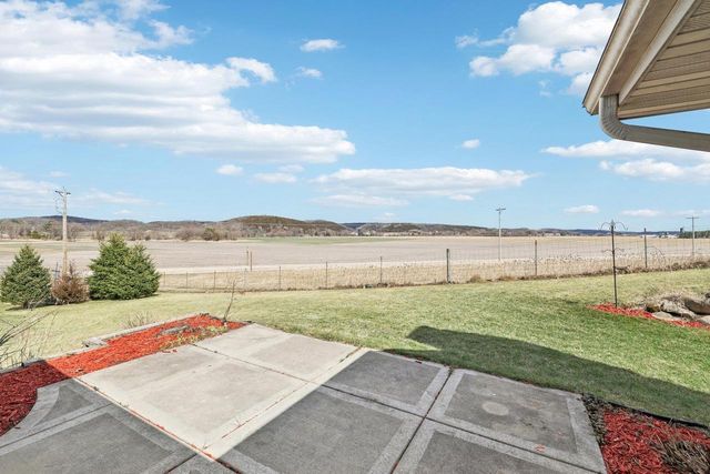 1021 Susan Crest, Black Earth, WI 53515