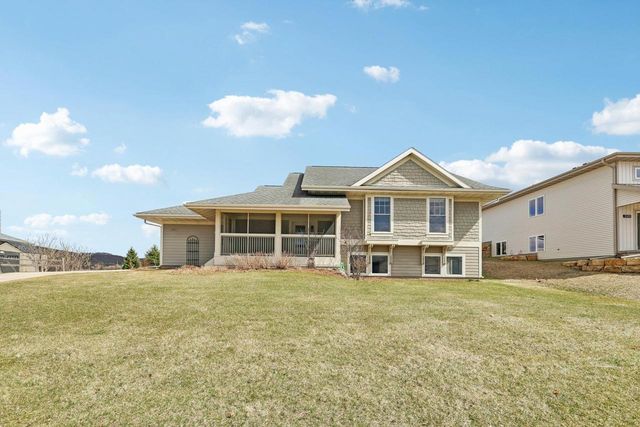 1021 Susan Crest, Black Earth, WI 53515