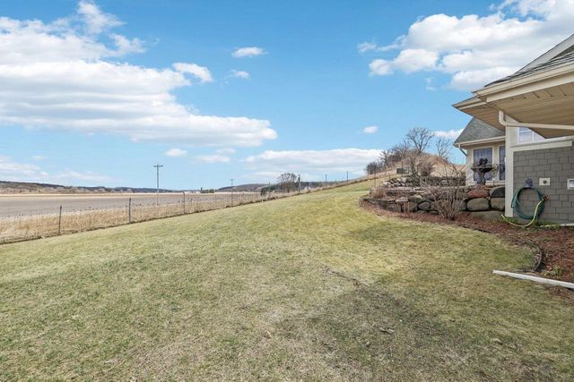 1021 Susan Crest, Black Earth, WI 53515